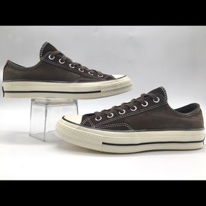 Converse 70 Velvet Brown Egret
Men size 7, Women 9